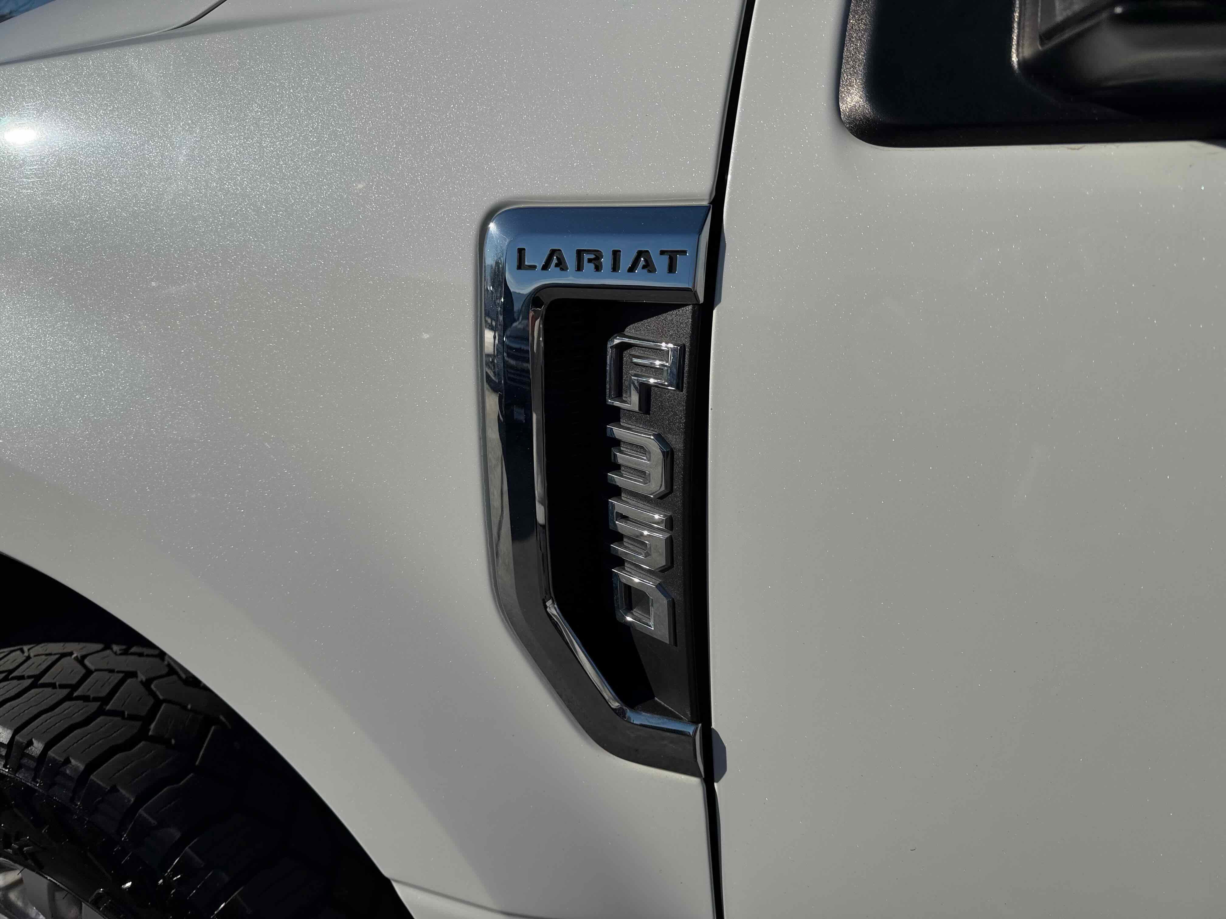 Certified 2020 Ford F350 Lariat w/ Lariat Ultimate Package image 15