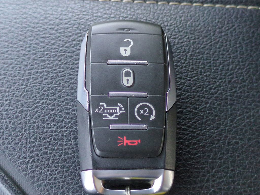 Used 2025 RAM 1500 Laramie image 28