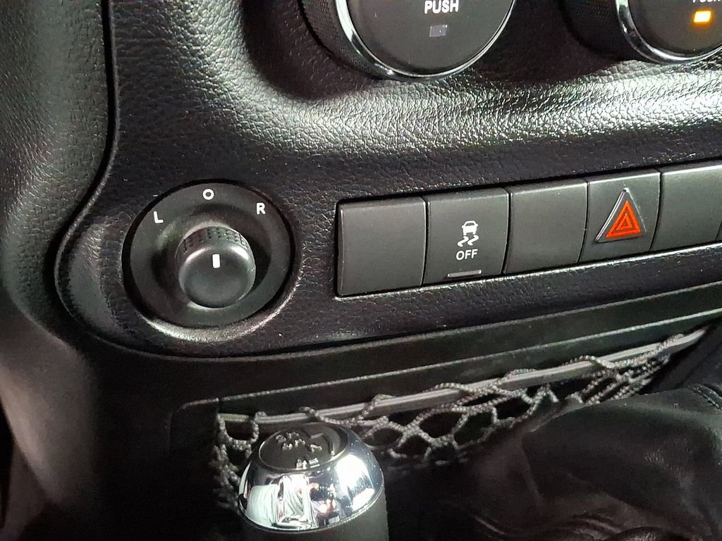 Used 2017 Jeep Wrangler Unlimited Sport w/ Quick Order Package 23S image 22