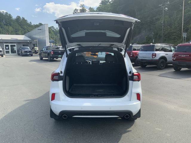 Certified 2023 Ford Escape ST-Line w/ Tech Pack #1 AWD/4WD image 32