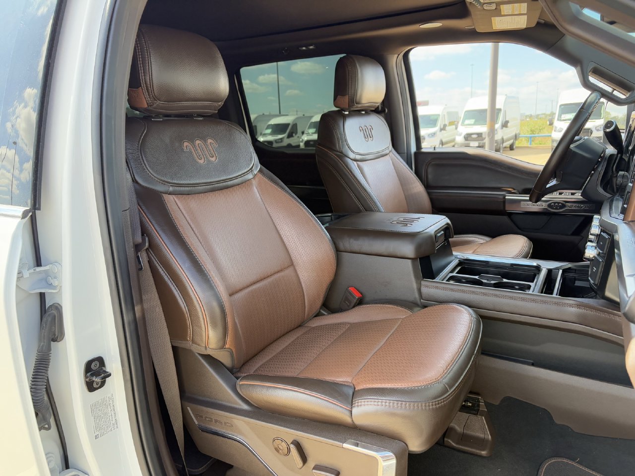 Certified 2024 Ford F450 King Ranch w/ FX4 Off-Road Package AWD/4WD image 35
