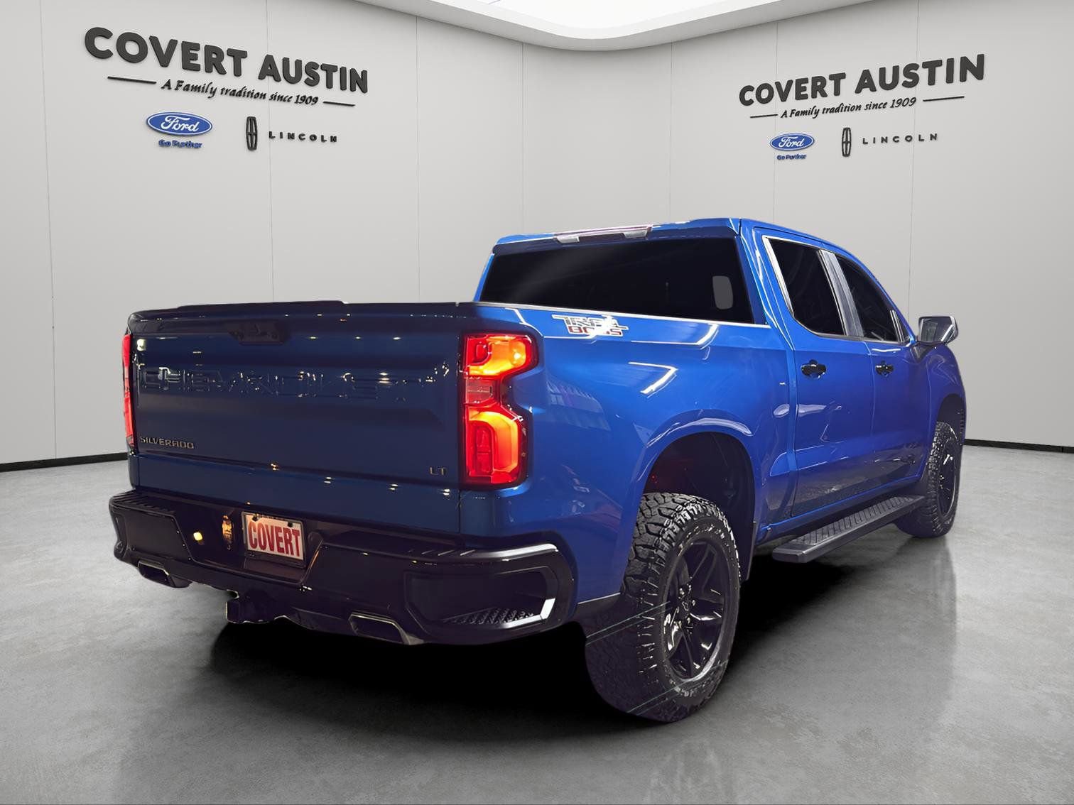 Used 2022 Chevrolet Silverado 1500 LT Trail Boss image 5