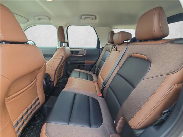 Certified 2025 Ford Bronco Sport Outer Banks w/ Outer Banks Tech Package+ AWD/4WD image 16