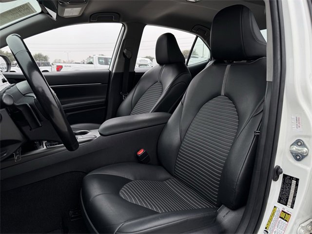 Used 2024 Toyota Camry SE image 24