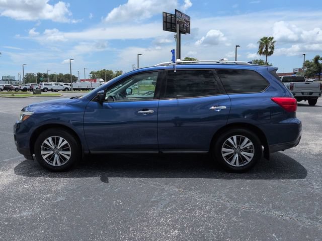 Used 2020 Nissan Pathfinder SL w/ Cargo Package FWD image 8