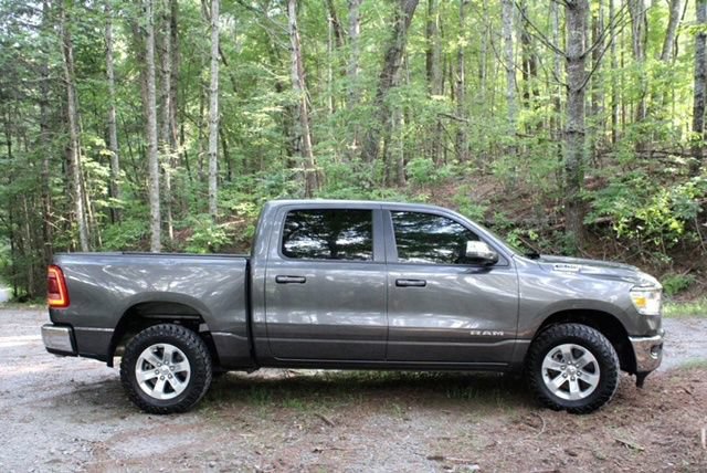 Used 2024 RAM 1500 Laramie AWD/4WD image 2