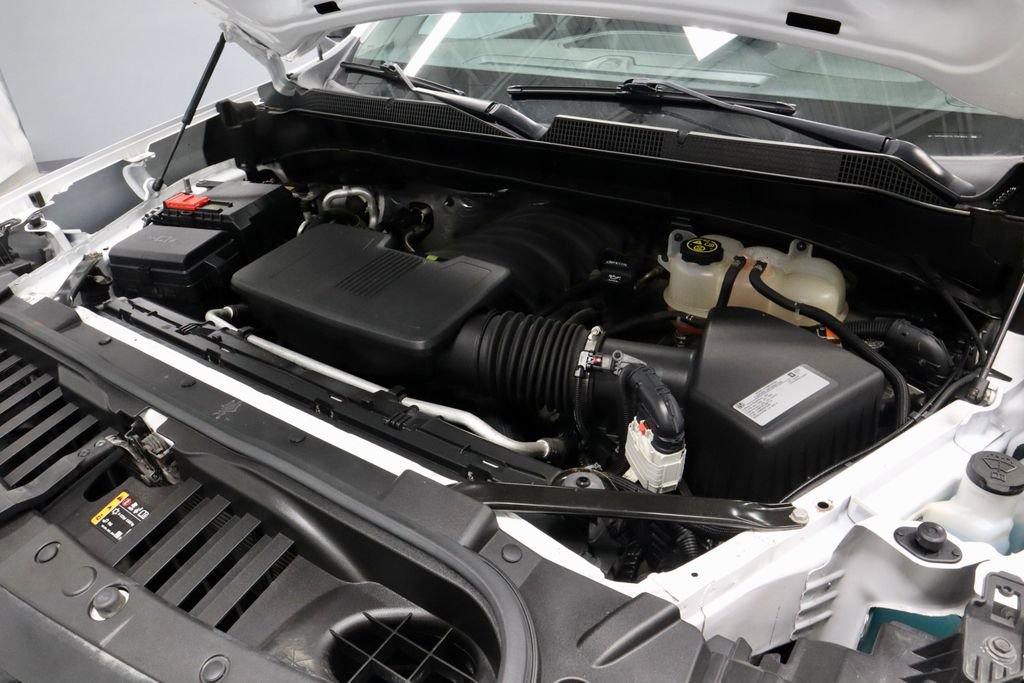 Used 2020 Chevrolet Silverado 1500 Custom w/ Custom Value Package image 17