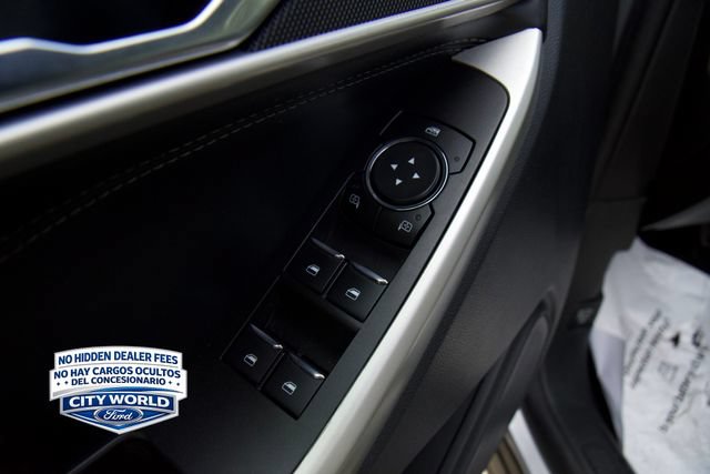 Certified 2021 Ford Explorer XLT w/ Equipment Group 202A AWD/4WD image 8