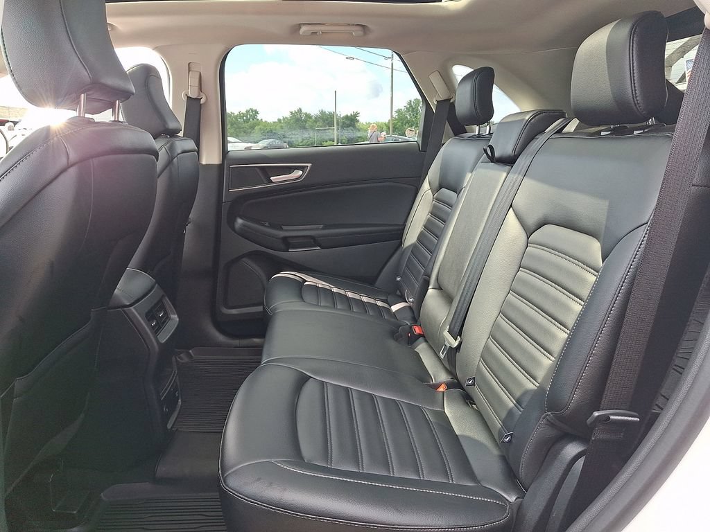 Certified 2023 Ford Edge SEL w/ Convenience Package AWD/4WD image 10