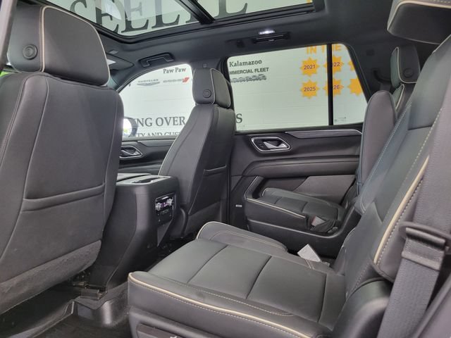 Used 2022 GMC Yukon SLT w/ SLT Luxury Package AWD/4WD image 21