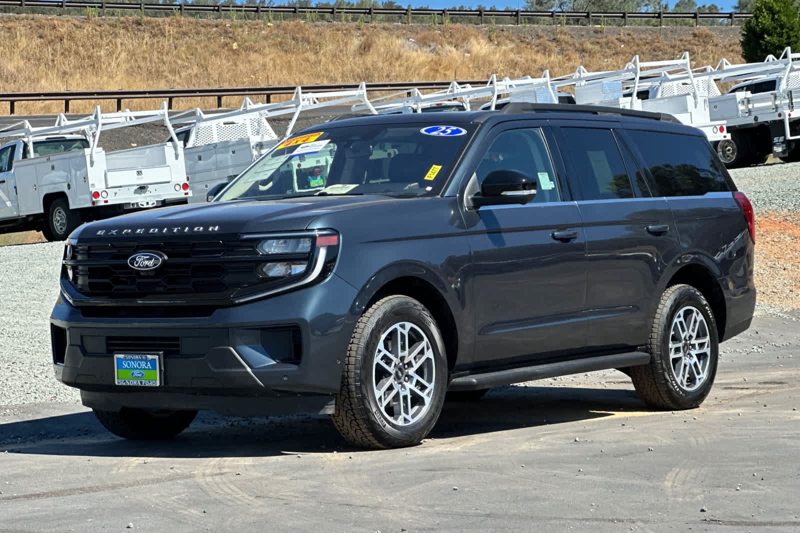 Certified 2025 Ford Expedition Active AWD/4WD image 8