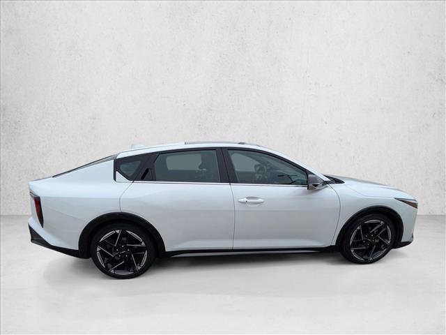 Used 2025 Kia K4 GT-Line w/ GT-Line Premium Package FWD image 4