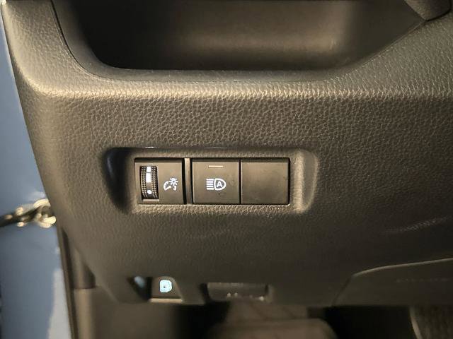 Used 2023 Toyota RAV4 AWD Hybrid image 18