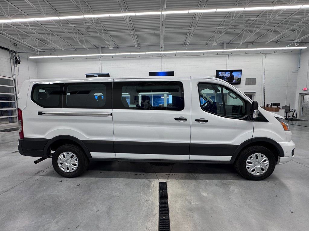 Certified 2022 Ford Transit 350 XLT image 2