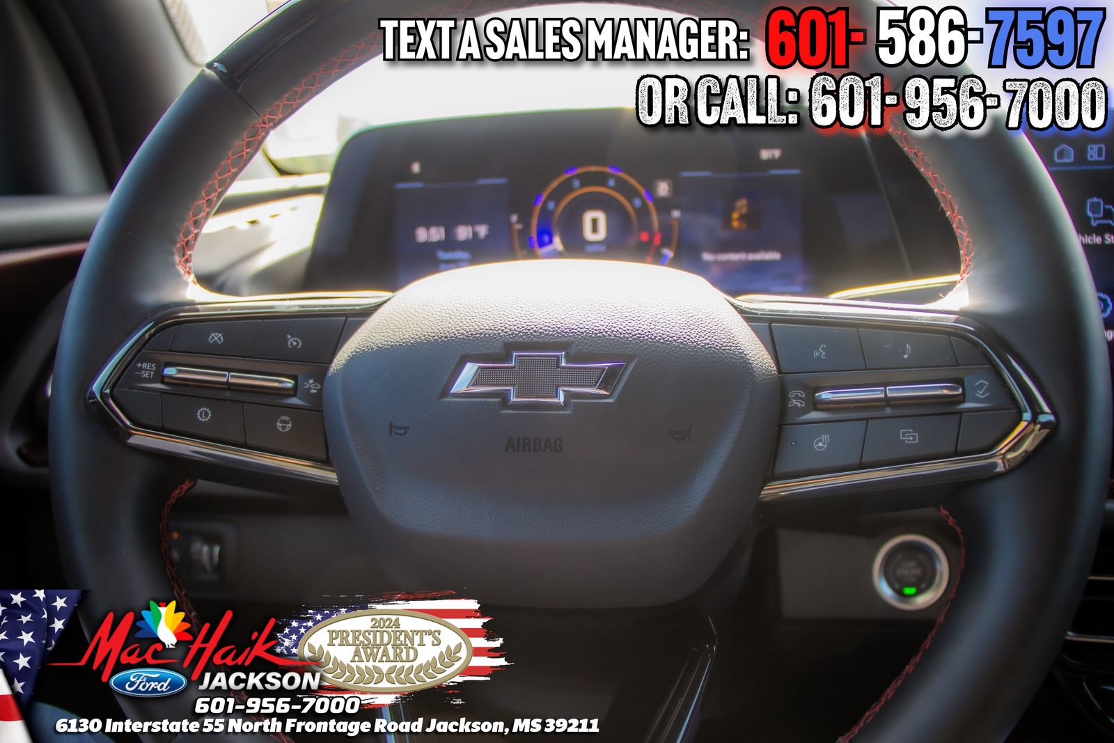 Used 2025 Chevrolet Traverse RS AWD/4WD image 12