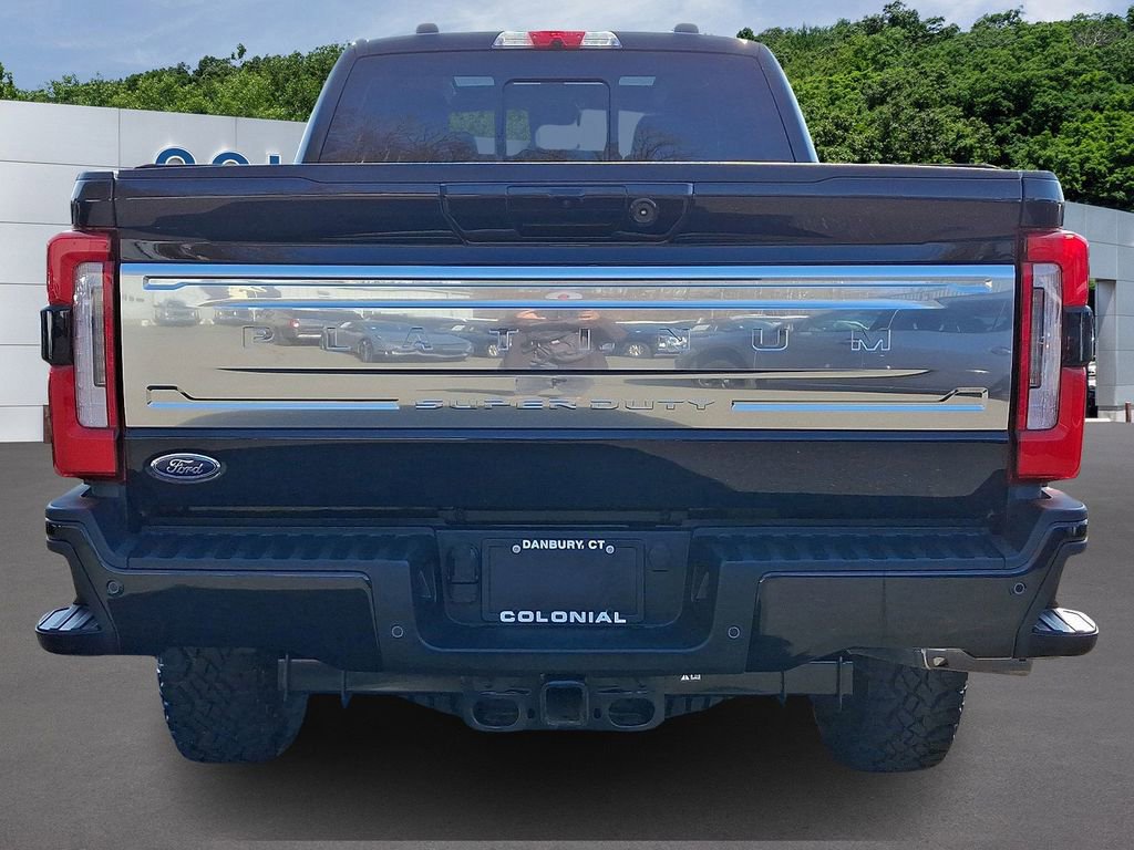 Certified 2025 Ford F250 Platinum w/ Platinum Plus Package AWD/4WD image 3