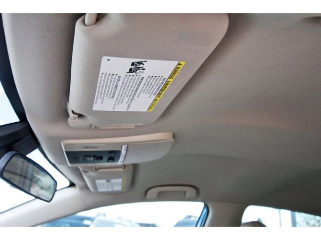 Used 2020 Toyota Camry LE image 28