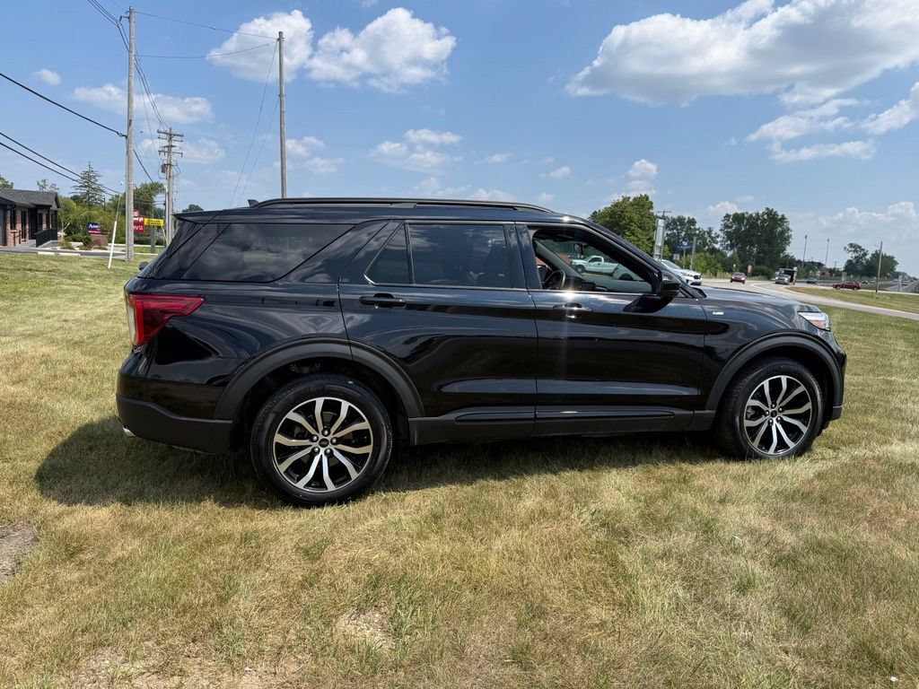 Certified 2023 Ford Explorer ST-Line w/ Class IV Trailer Tow Package AWD/4WD image 10
