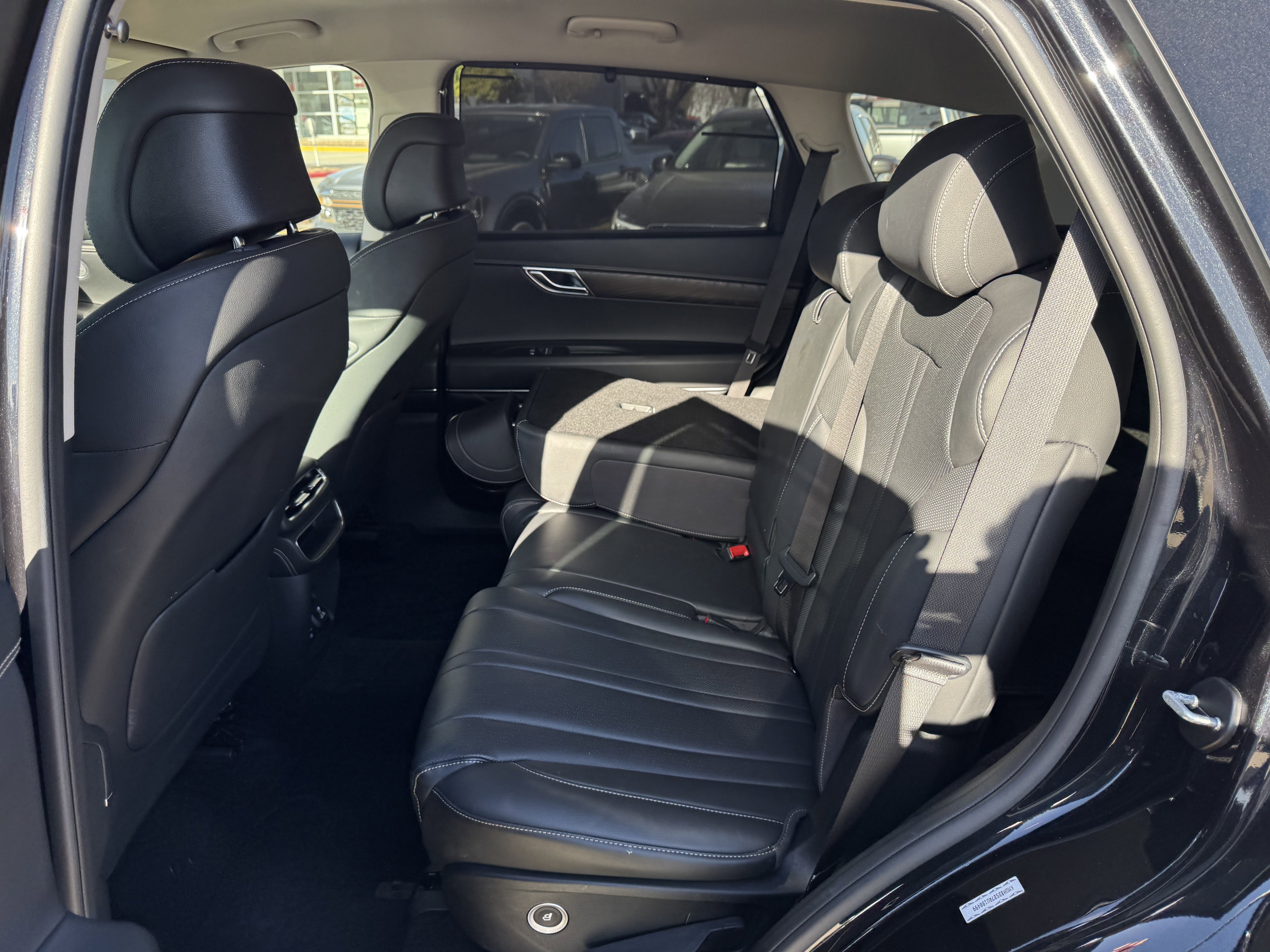 Used 2024 Genesis GV80 2.5T image 13