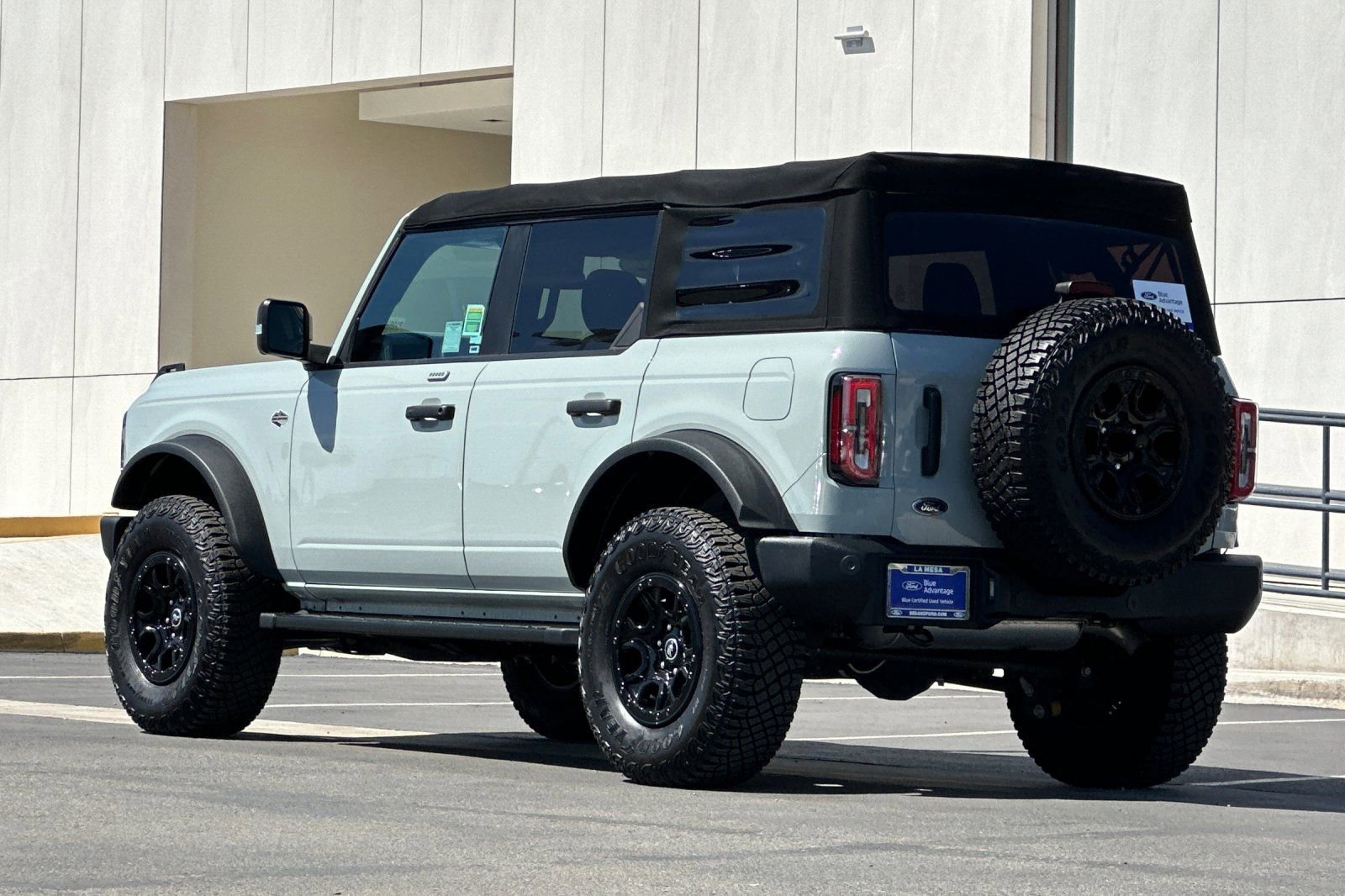 Certified 2022 Ford Bronco Wildtrak AWD/4WD image 5