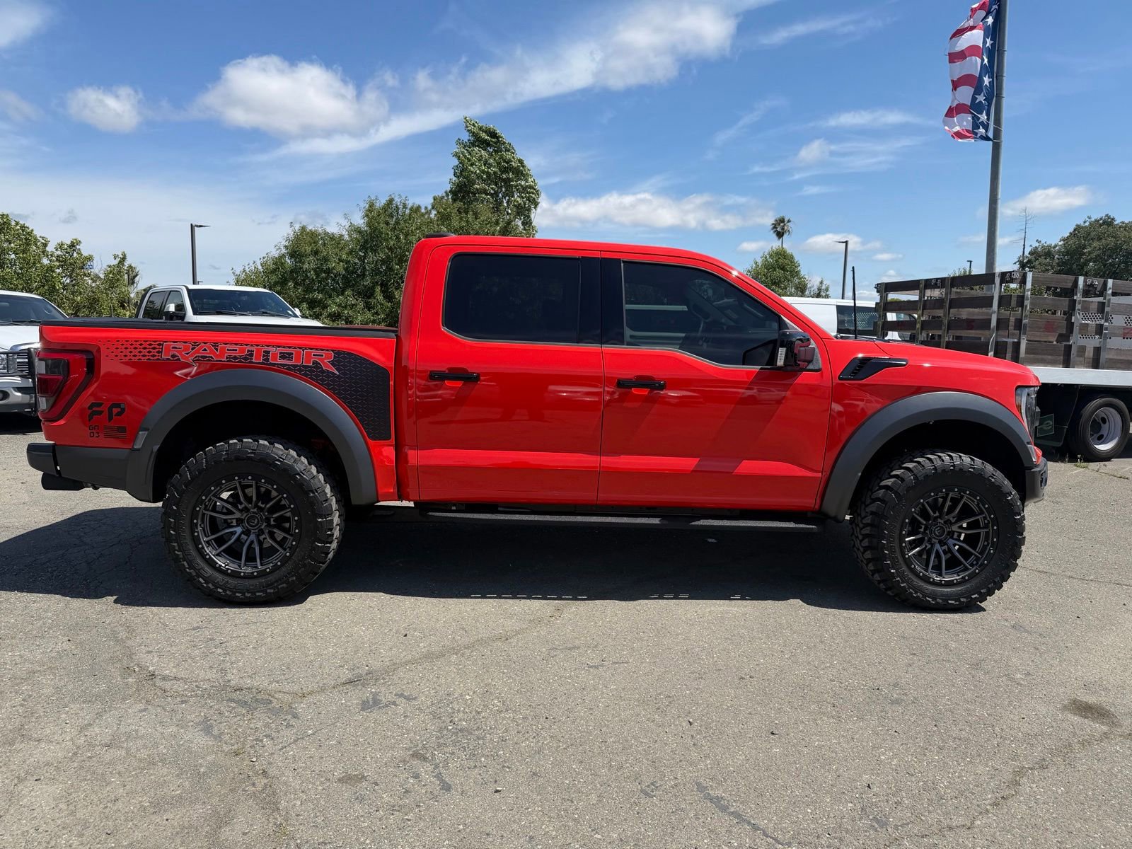 Certified 2022 Ford F150 Raptor w/ Equipment Group 801A High AWD/4WD image 6