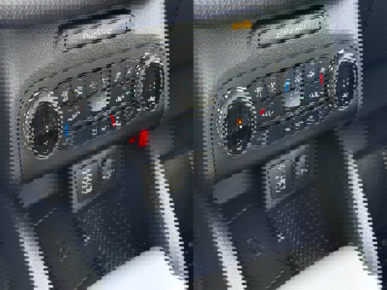 Certified 2024 Ford Bronco Sport Outer Banks w/ Tech Package image 19