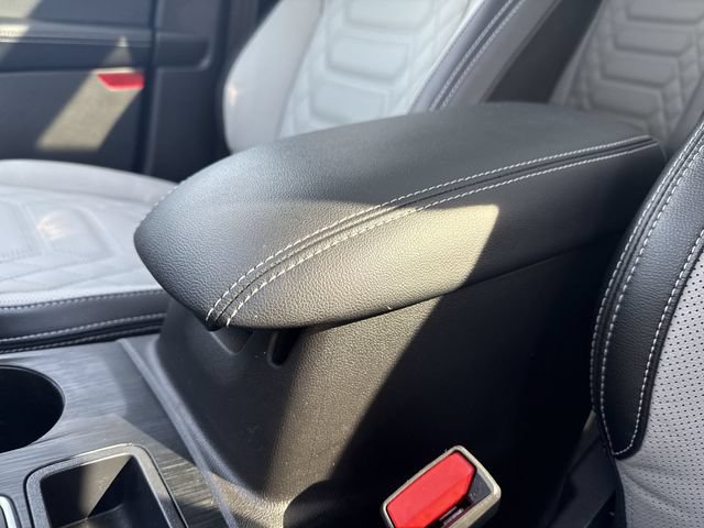 Certified 2023 Ford Escape SE w/ PHEV Premium Package FWD image 21