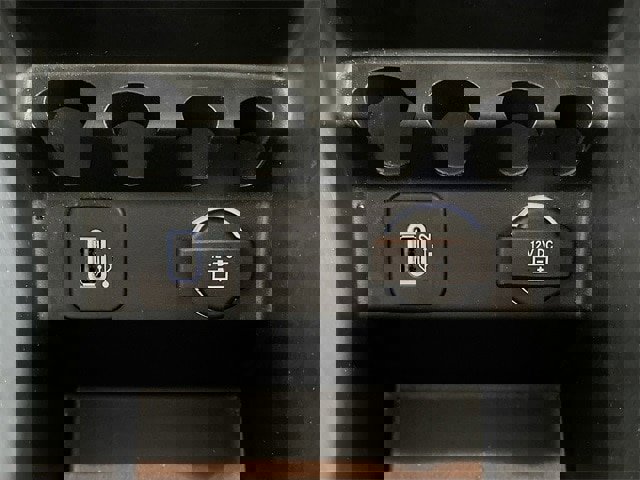 Used 2020 Jeep Cherokee Latitude image 18