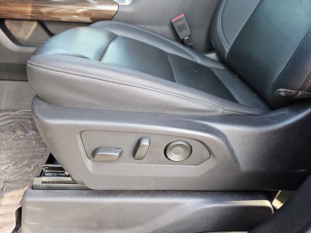 Used 2024 Chevrolet Silverado 1500 LT Trail Boss w/ LT Trail Boss Premium Package AWD/4WD image 12