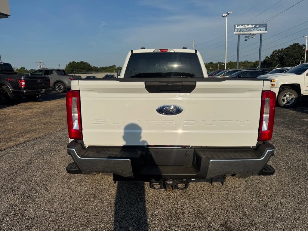Certified 2025 Ford F350 XLT w/ FX4 Off-Road Package AWD/4WD image 6
