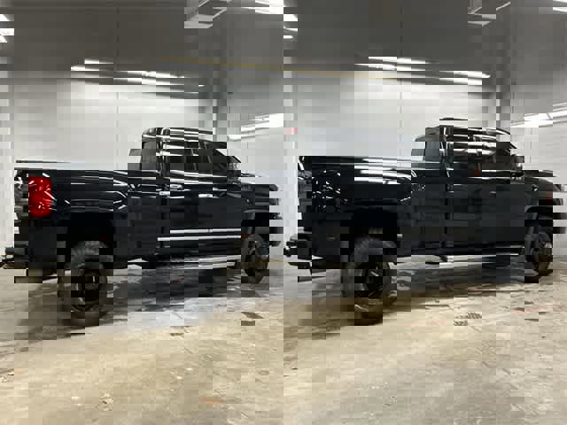 Used 2019 GMC Sierra 3500 Denali image 5