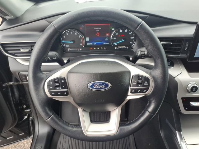 Certified 2023 Ford Explorer XLT w/ Equipment Group 202A AWD/4WD image 20
