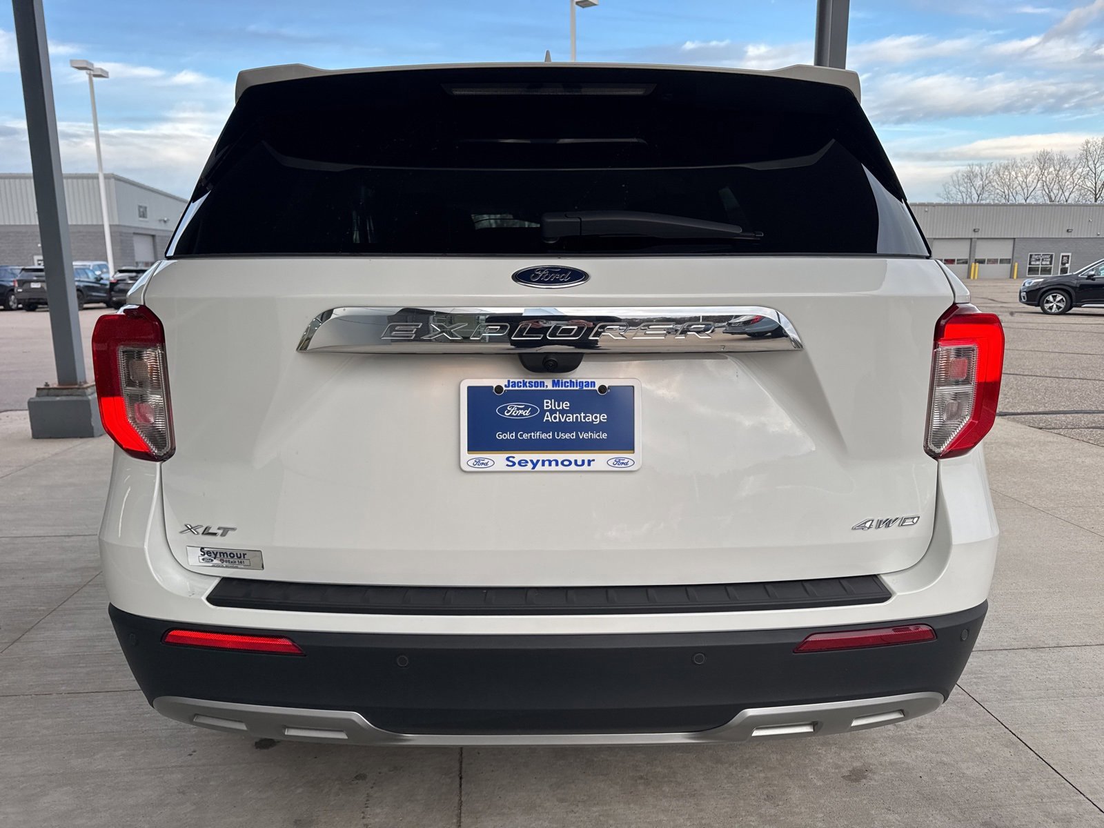 Certified 2023 Ford Explorer XLT w/ Equipment Group 202A image 3