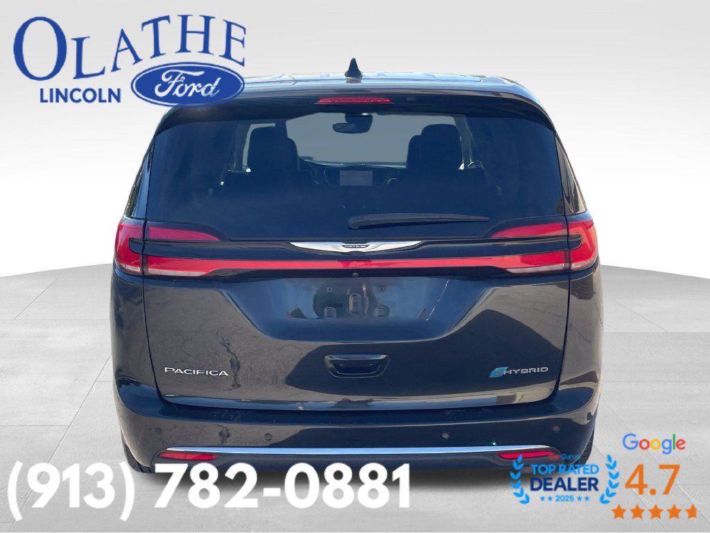 Used 2024 Chrysler Pacifica Limited FWD image 4