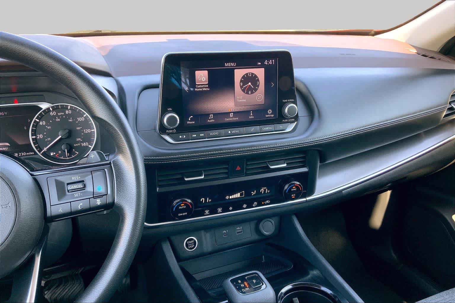 Used 2023 Nissan Rogue SV FWD image 7