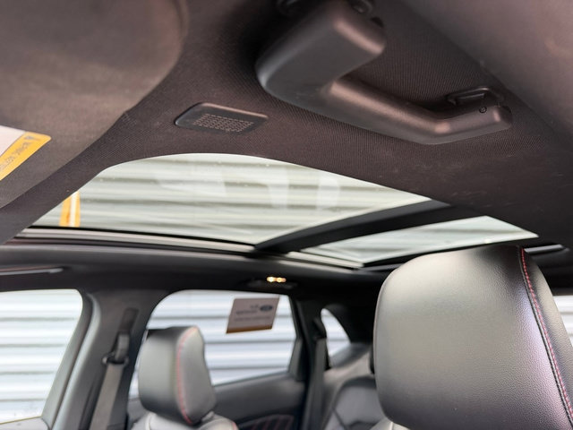 Certified 2024 Ford Edge ST-Line AWD/4WD image 24