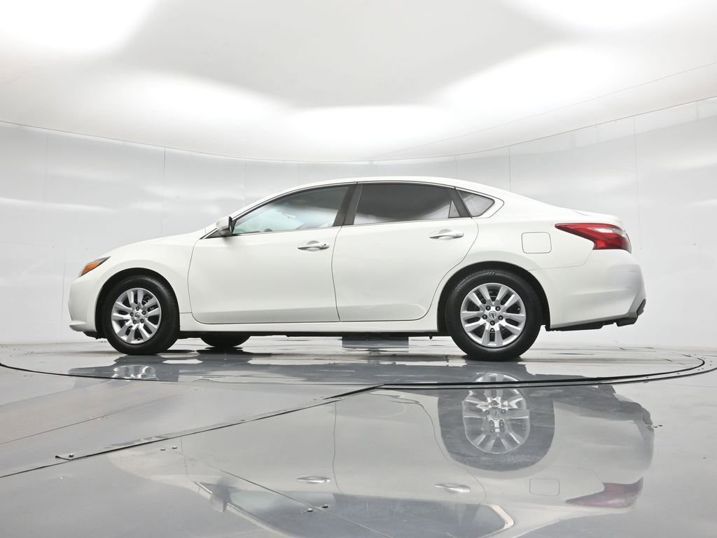 Used 2017 Nissan Altima 2.5 S w/ Power Driver Seat Package image 25