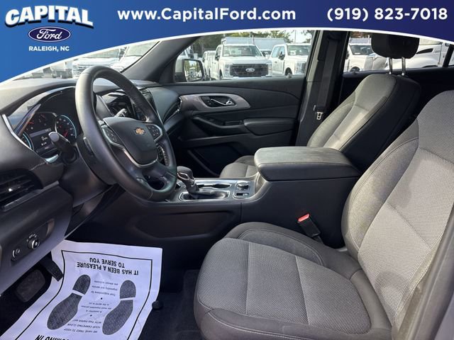 Used 2023 Chevrolet Traverse LT image 17