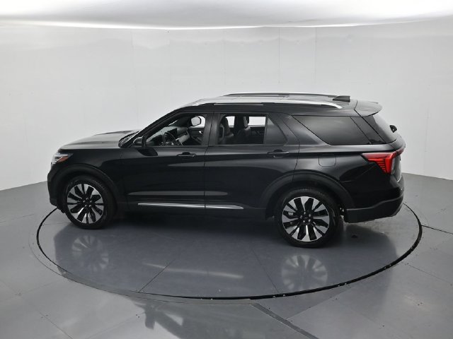 Certified 2025 Ford Explorer Platinum w/ LUX Leather Package AWD/4WD image 48