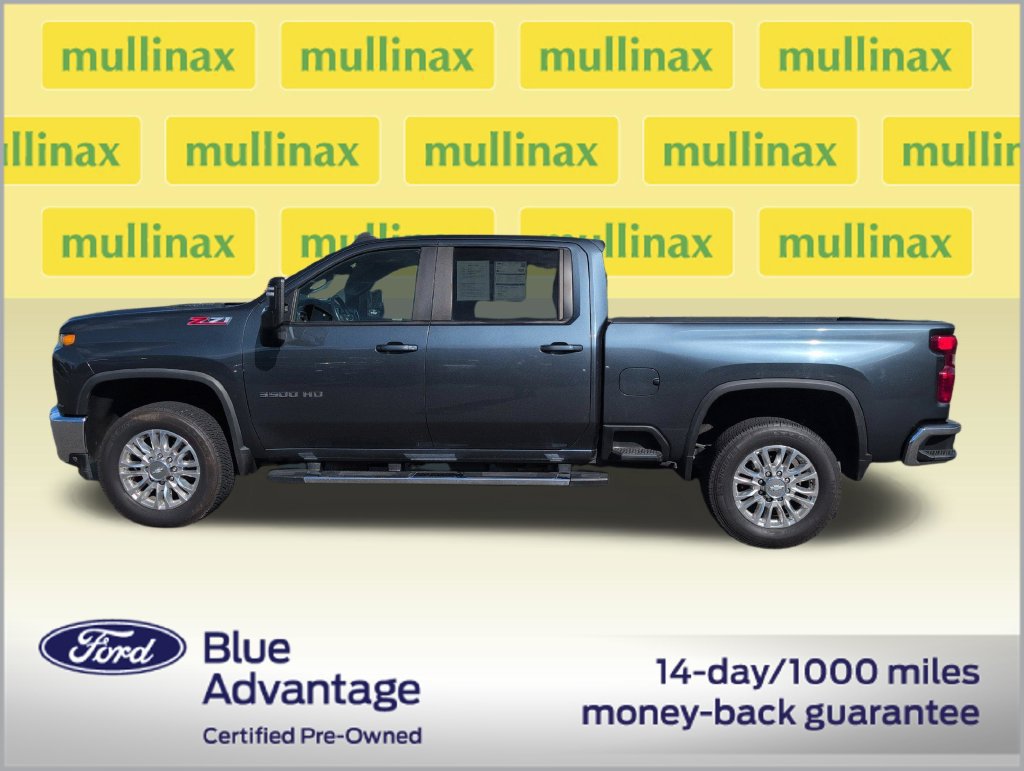 Used 2020 Chevrolet Silverado 3500 LT w/ All Star Edition AWD/4WD image 12