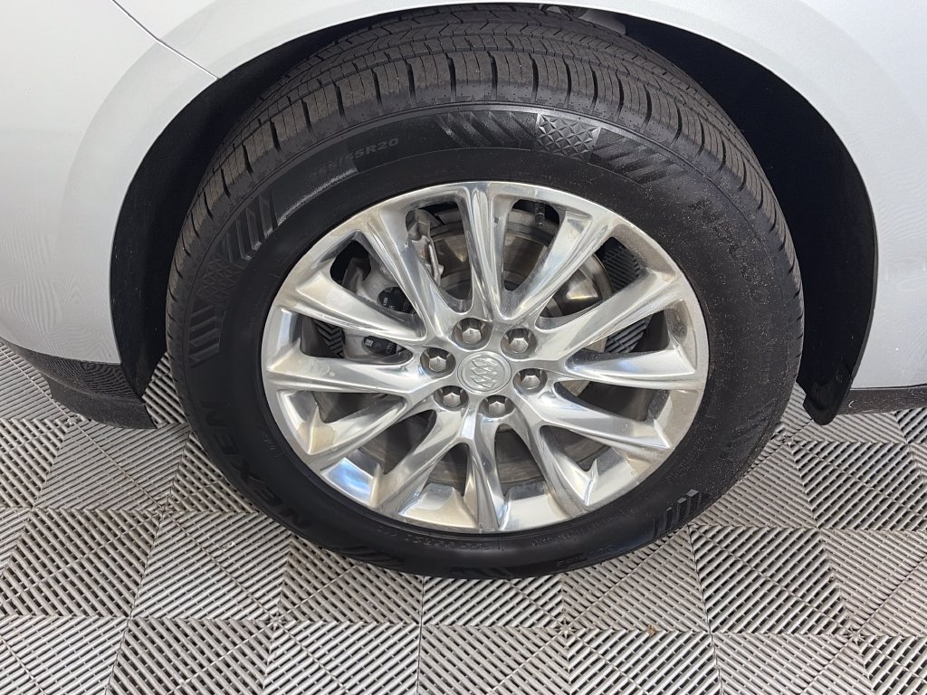 Used 2021 Buick Enclave Premium w/ Sun and Sites Package FWD image 8