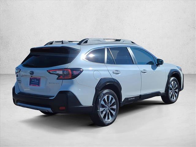 Used 2025 Subaru Outback Limited image 4