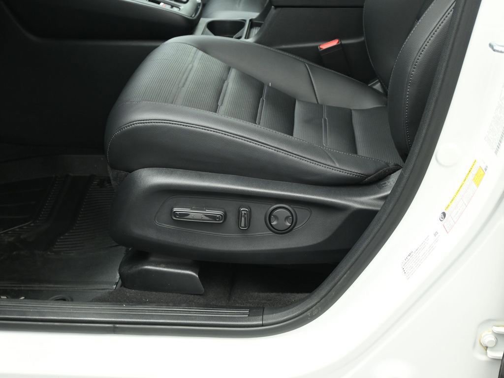 Used 2024 Honda CR-V EX-L image 36