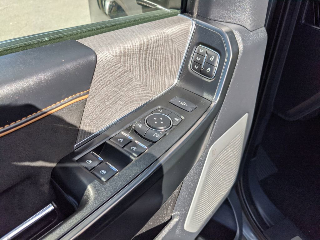 Certified 2024 Ford F250 Platinum image 22