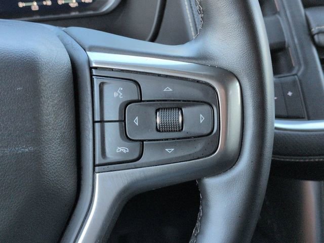 Used 2023 Chevrolet Suburban Premier image 24