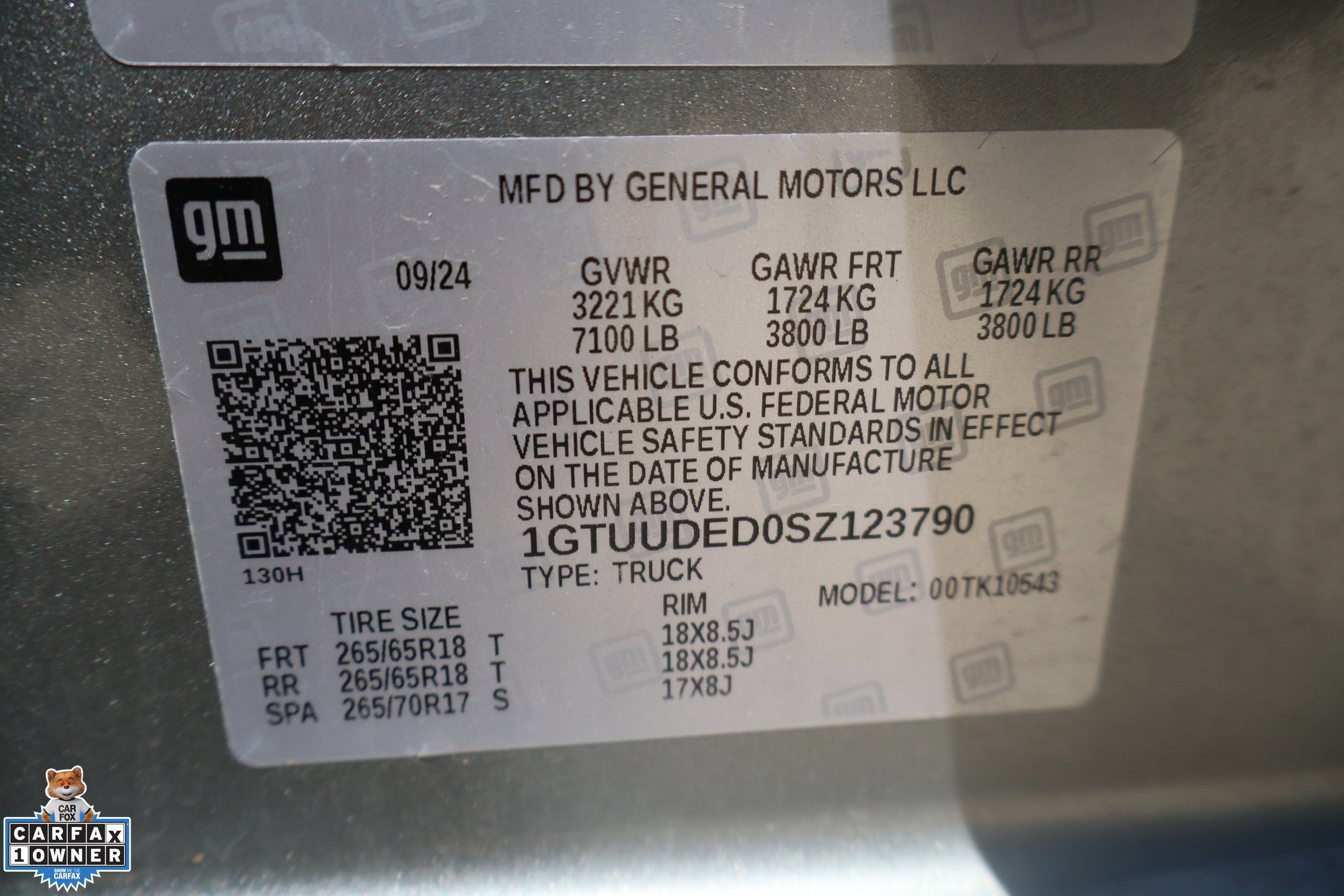 Used 2025 GMC Sierra 1500 SLT AWD/4WD image 30
