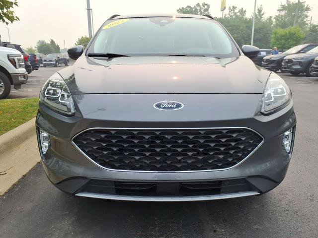 Certified 2022 Ford Escape Titanium w/ Class II Trailer Tow Package AWD/4WD image 2