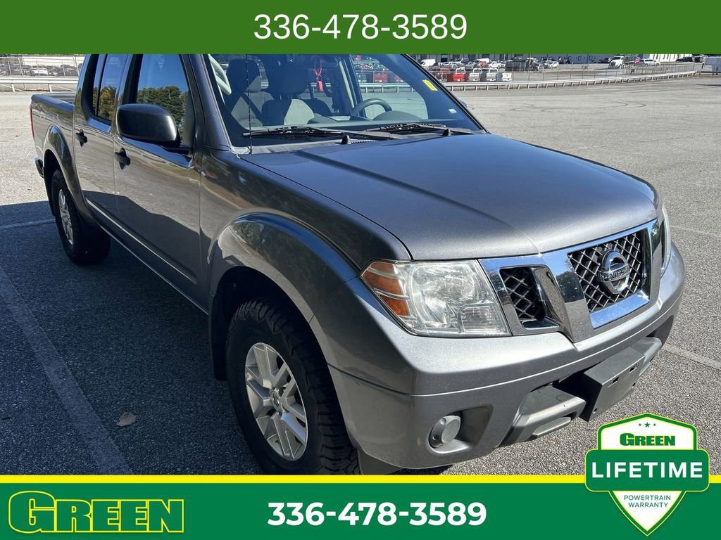 Used 2019 Nissan Frontier SV image 1