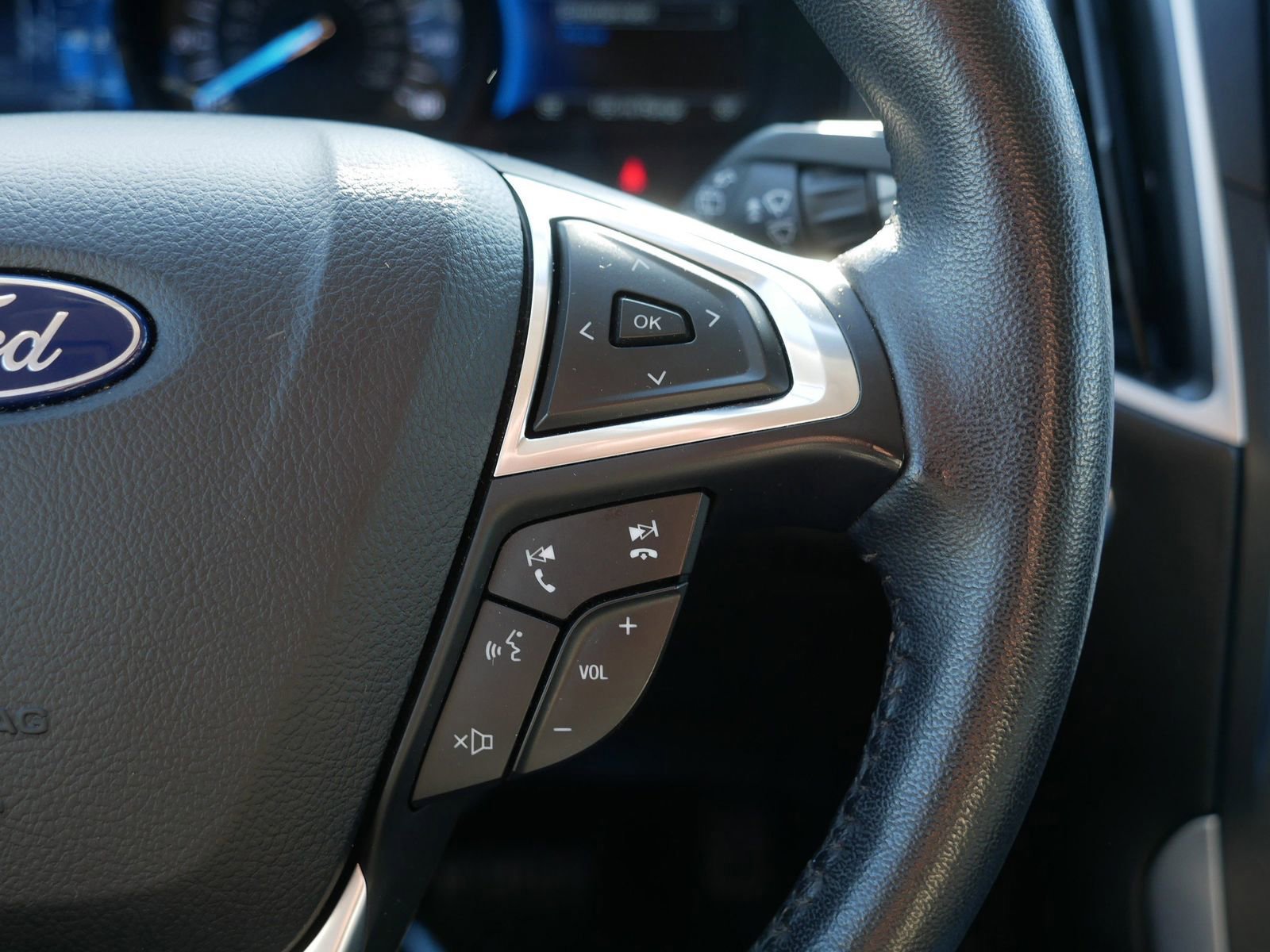 Certified 2023 Ford Edge SEL image 31