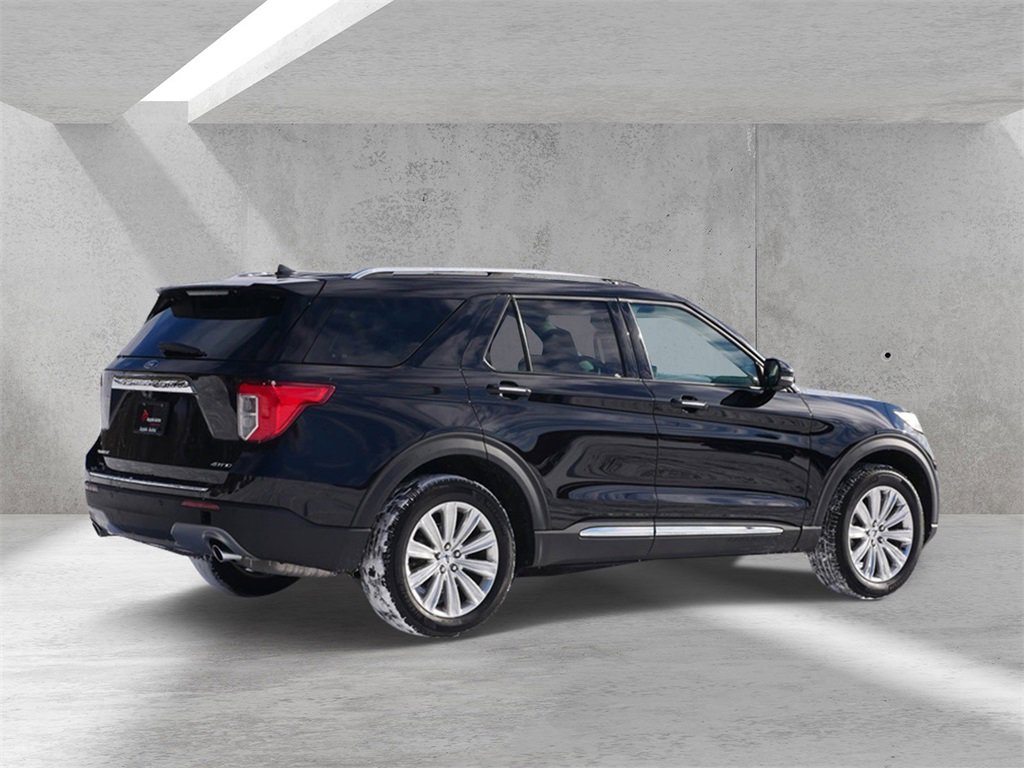Certified 2023 Ford Explorer Limited w/ Limited Technology Package image 3